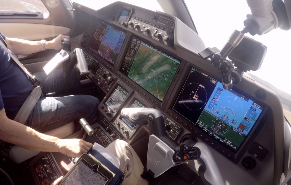 Phenom-panel- Phenom 300 WTF! Highest Performance Single Pilot Private Jet – Flight VLOG